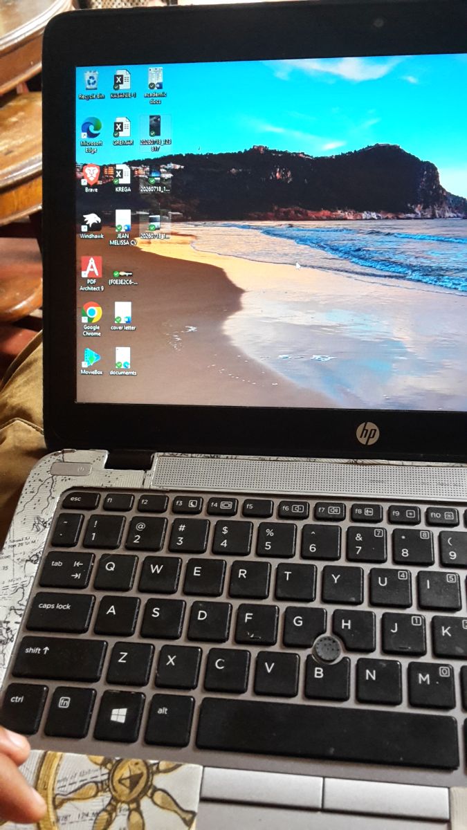 HP EliteBook G2 820