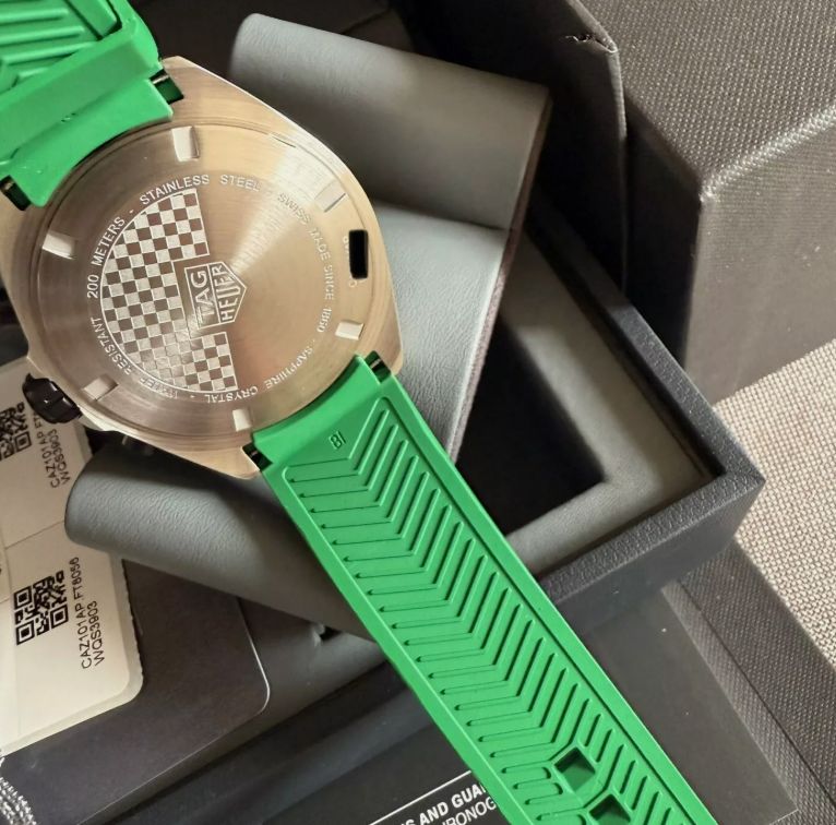 1 QUARTZ Chronograph GREEN 43 Mens Watch