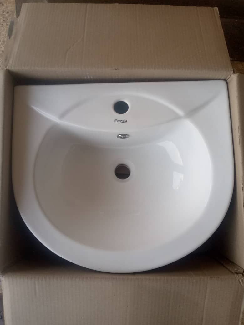 Hand Basin Completely Set